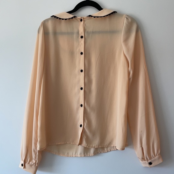 Chloe K Poplin Blouse - Picture 3 of 5